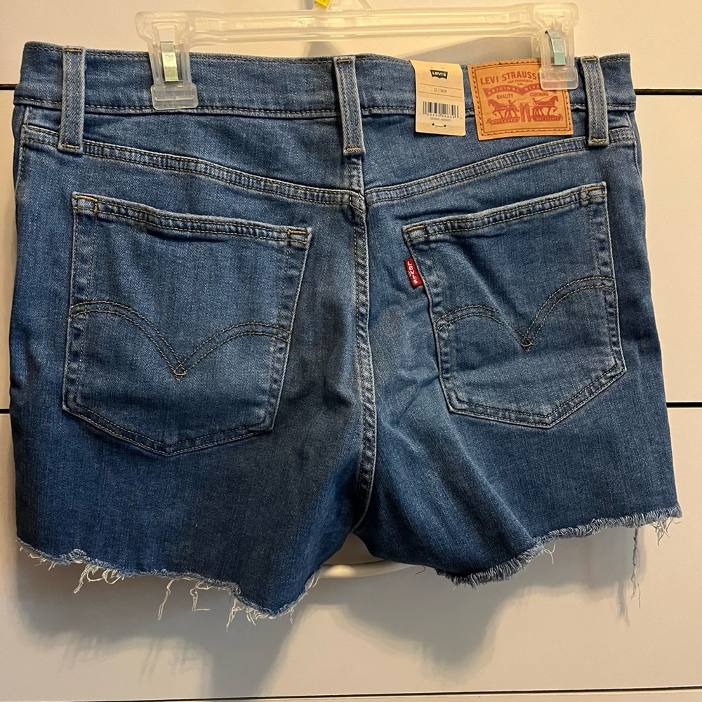 Levi’s shorts